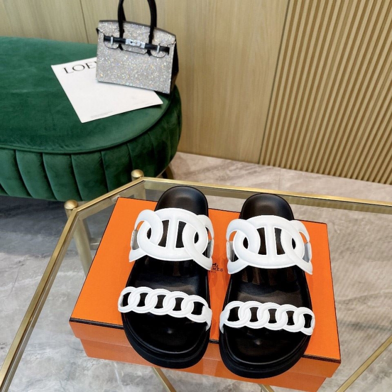 H**mes slippers